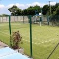 Le terrain de tennis du Léveno près de la côte d'amour en Loire Atlantique