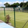 Le terrain de tennis du Léveno près de la côte d'amour en Loire (...)