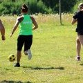 Football sur le camping Léveno 4 étoiles avec grande zone de loisirs