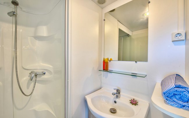 Salle de bain MH ECO 6 places Domaine de Léveno à Guérande